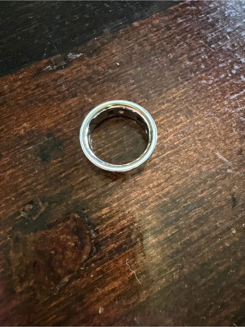 Oura ring 4 size 10, silver color